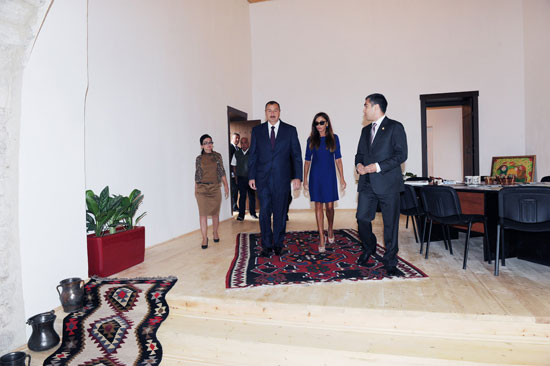 Azerbaijani president and his spouse visit Gala State History-Ethnography Preserve (PHOTO)